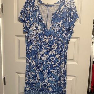 Lilly Pulitzer Blue and White Floral Dress